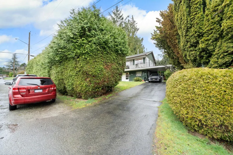 1553 55A STREET - photo 3 of 25