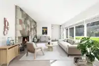 429 NEWLANDS ROAD - thumbnail 4