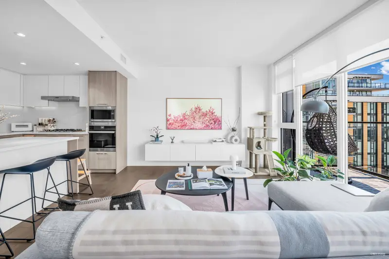 1301 8160 MCMYN WAY - photo 1 of 25