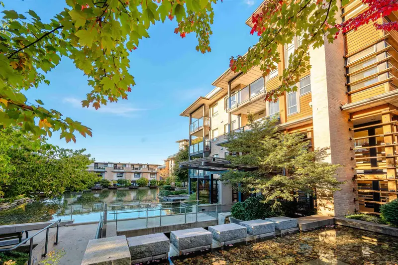 108 5955 IONA DRIVE - photo 3 of 25