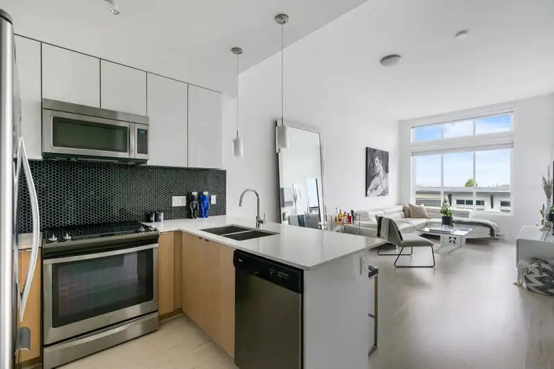414 6468 195A STREET - photo 1 of 22