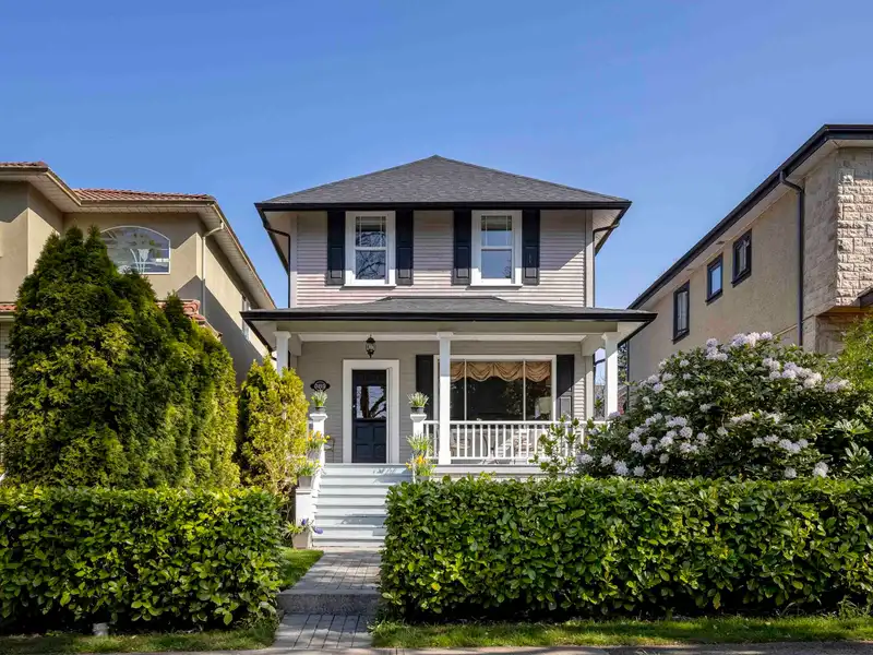3215 W 39TH AVENUE - photo 1 of 14