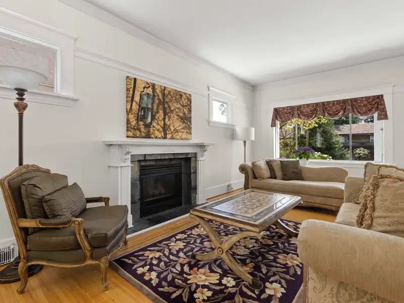 3215 W 39TH AVENUE - photo 2 of 14