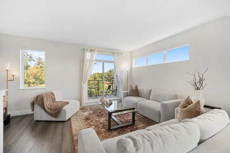 8 10800 NO. 5 ROAD - photo 3 of 18