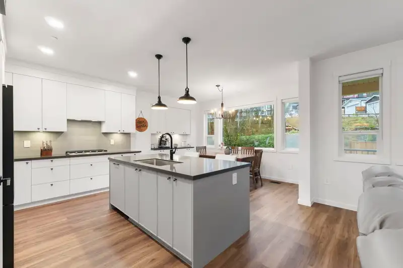 11228 251 STREET - photo 3 of 39