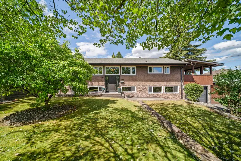 2161 PALLISER AVENUE - photo 2 of 27
