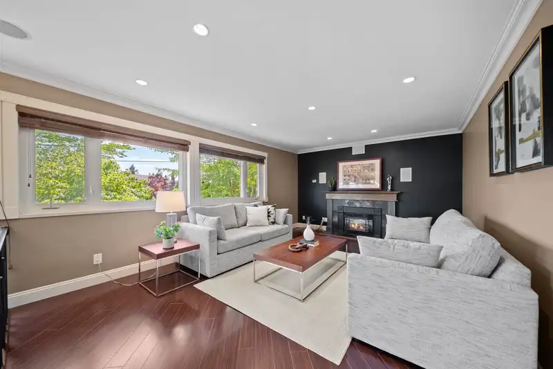 2161 PALLISER AVENUE - photo 4 of 27