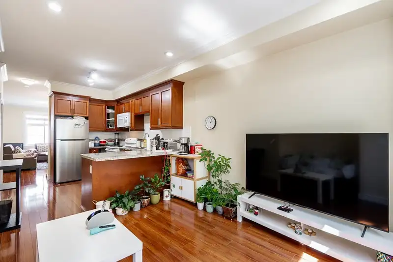 5 9405 121 STREET - photo 4 of 20