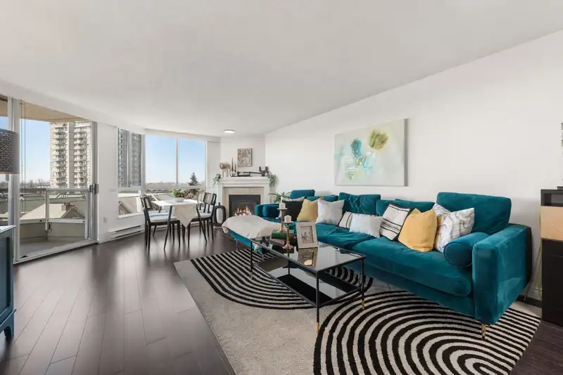 801 1235 QUAYSIDE DRIVE - photo 1 of 40