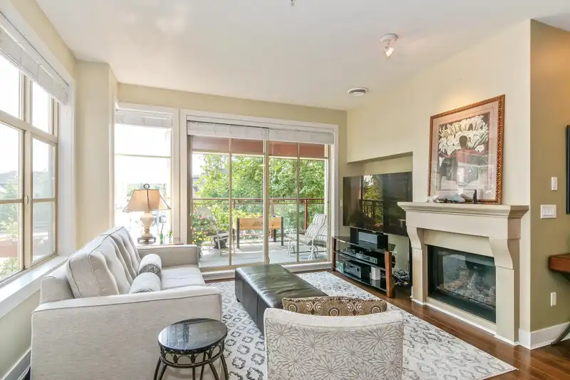 203 16469 64 AVENUE - photo 3 of 32