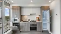 1406 9675 KING GEORGE BOULEVARD - thumbnail 10