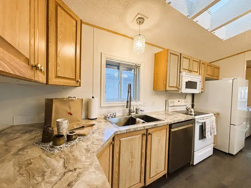 4 6338 VEDDER ROAD - photo 4 of 21