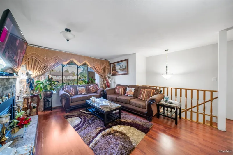 15024 96 AVENUE - photo 2 of 25