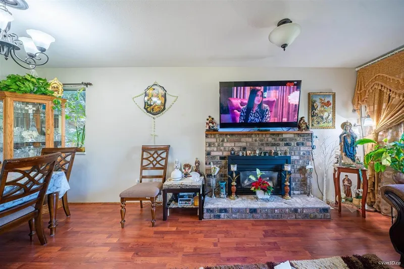 15024 96 AVENUE - photo 4 of 25