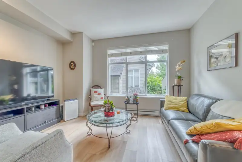 18 7288 HEATHER STREET - photo 3 of 27