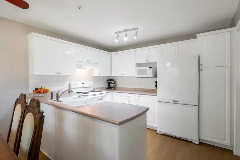 104 12155 75A AVENUE - photo 4 of 25