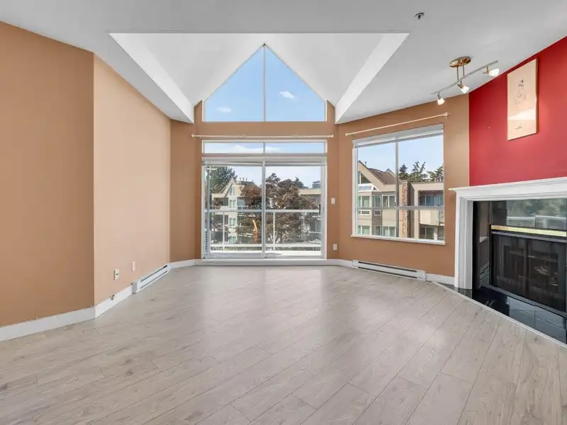 315 8651 ACKROYD ROAD - photo 2 of 26