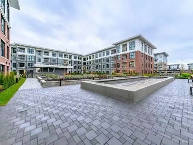 438 9551 ALEXANDRA ROAD - photo 1 of 23
