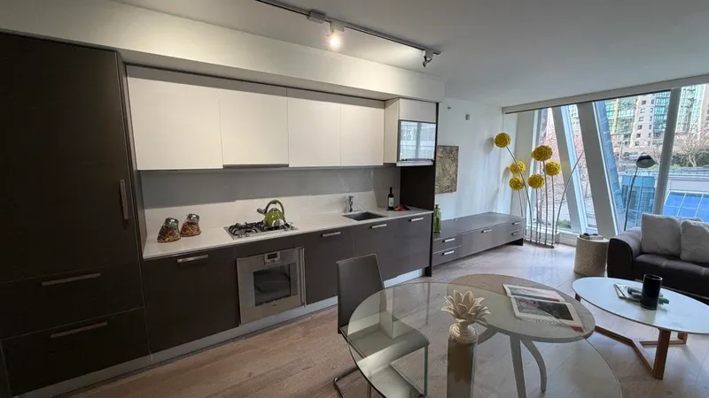 508 1477 W PENDER STREET - photo 4 of 14