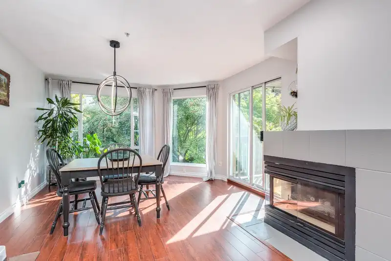 212 22233 RIVER ROAD - photo 4 of 18