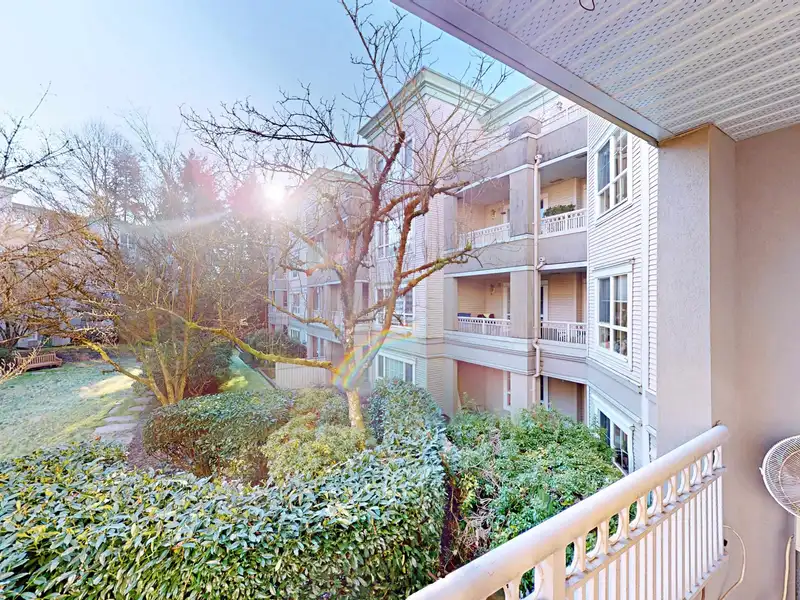 201 2970 PRINCESS CRESCENT - photo 1 of 31