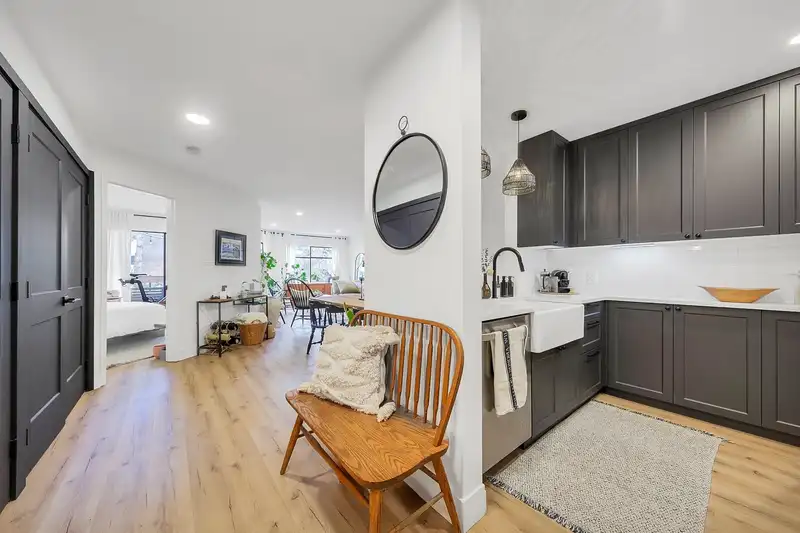 211 2222 PRINCE EDWARD STREET - photo 1 of 31