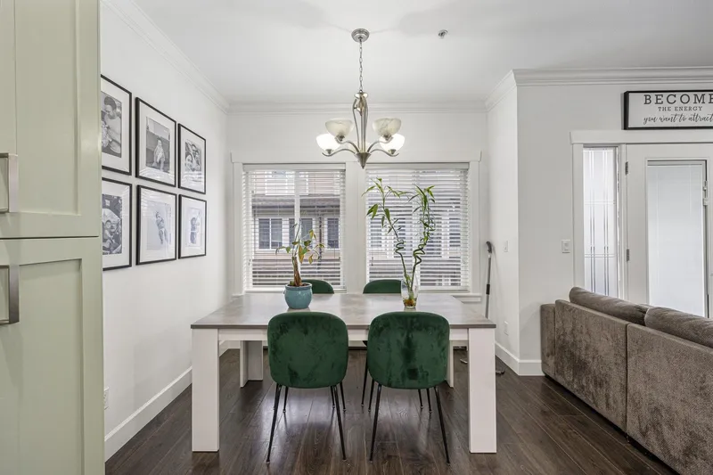 4 27234 30 AVENUE - photo 2 of 25