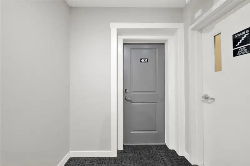 401 13623 81A AVENUE - photo 3 of 32