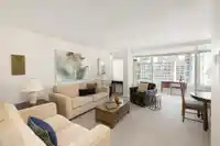 903 1480 DUCHESS AVENUE - thumbnail 2