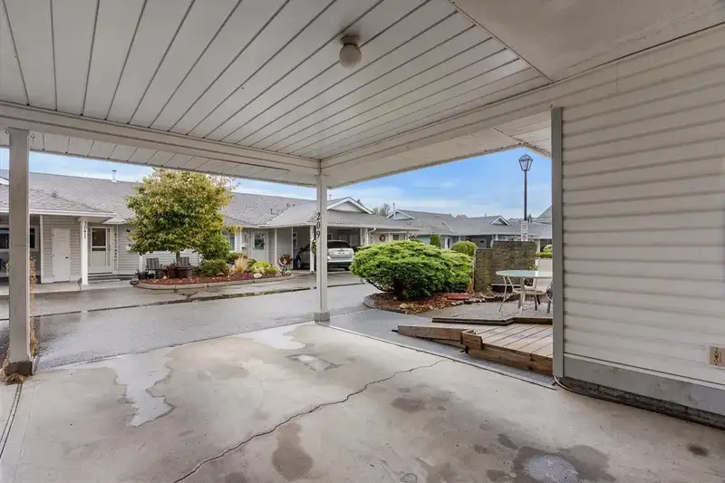 209 7610 EVANS ROAD - photo 4 of 27