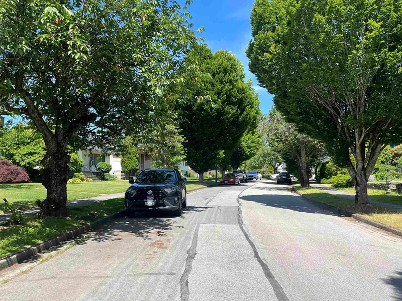 2750 ROSEMONT DRIVE - photo 2 of 25