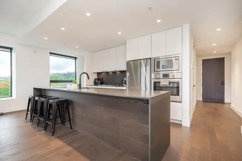 309 83 MOODY STREET - photo 1 of 40