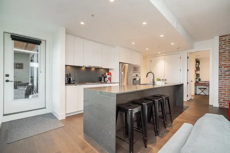 309 83 MOODY STREET - photo 3 of 40