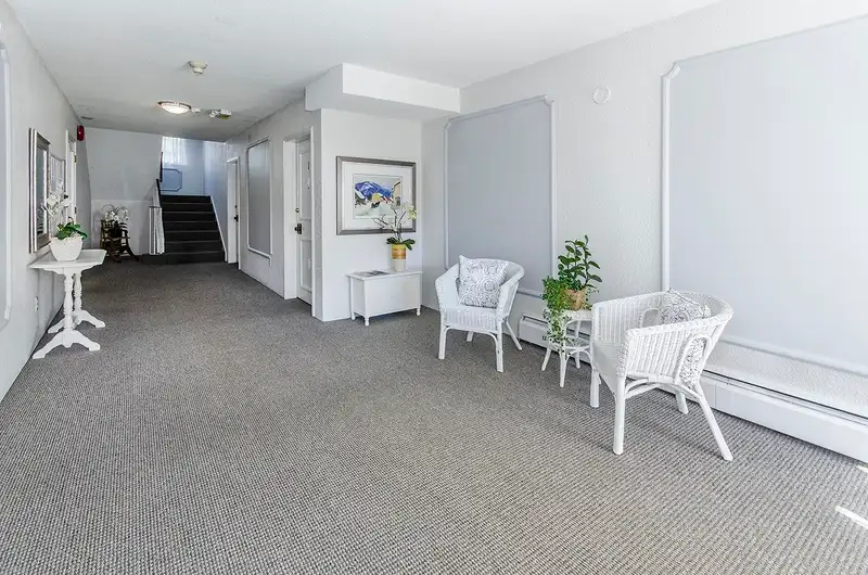 4 140 E 20TH STREET - photo 4 of 20