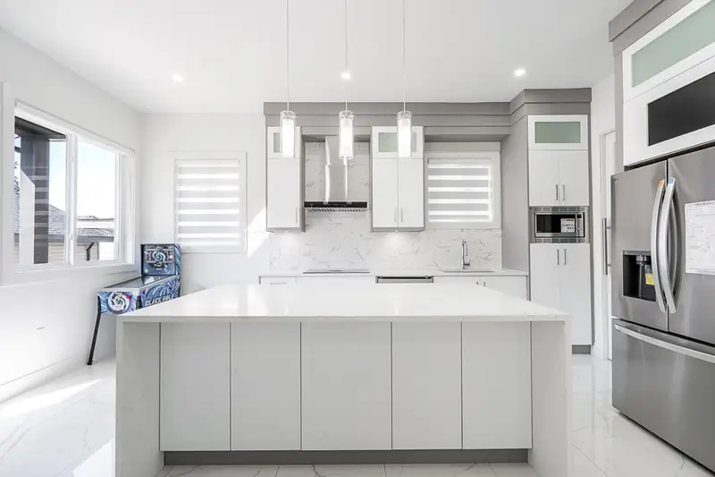 6261 148 STREET - photo 1 of 25