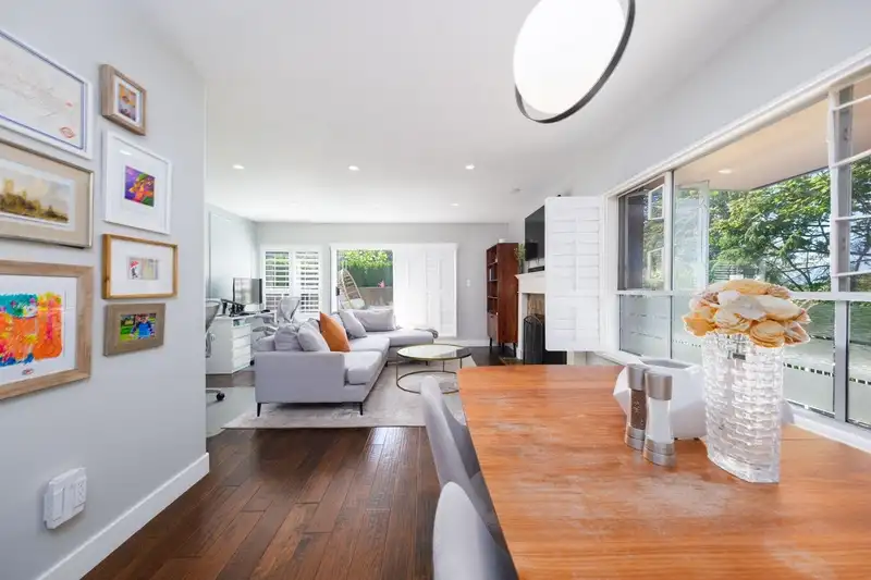 110 5568 BARKER AVENUE - photo 4 of 17