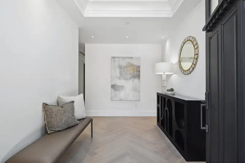 2066 SW MARINE DRIVE - photo 2 of 32