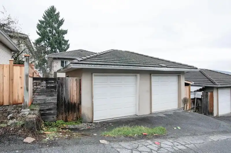 6030 WOODSWORTH STREET - photo 4 of 12