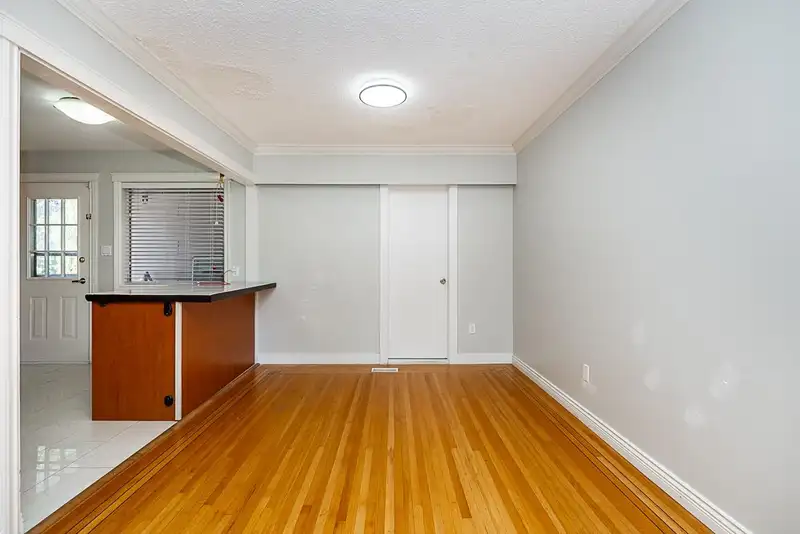 9658 124A STREET - photo 3 of 40