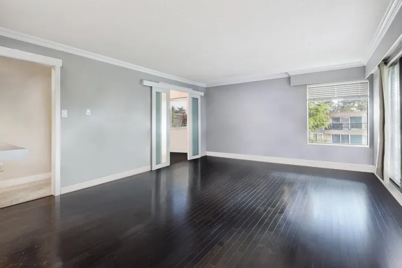 302 1390 MERKLIN STREET - photo 4 of 25