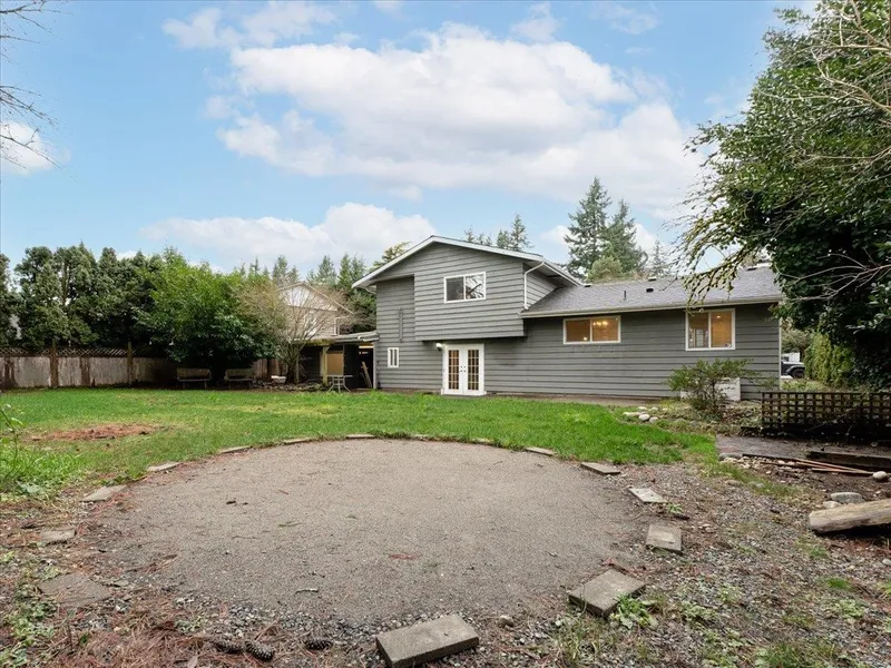 3976 205B STREET - photo 2 of 20