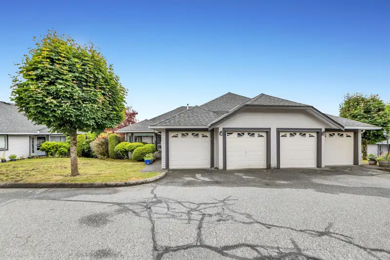 165 3160 TOWNLINE ROAD - photo 1 of 33