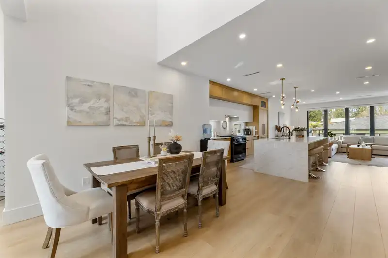 1707 BLAINE AVENUE - photo 4 of 40