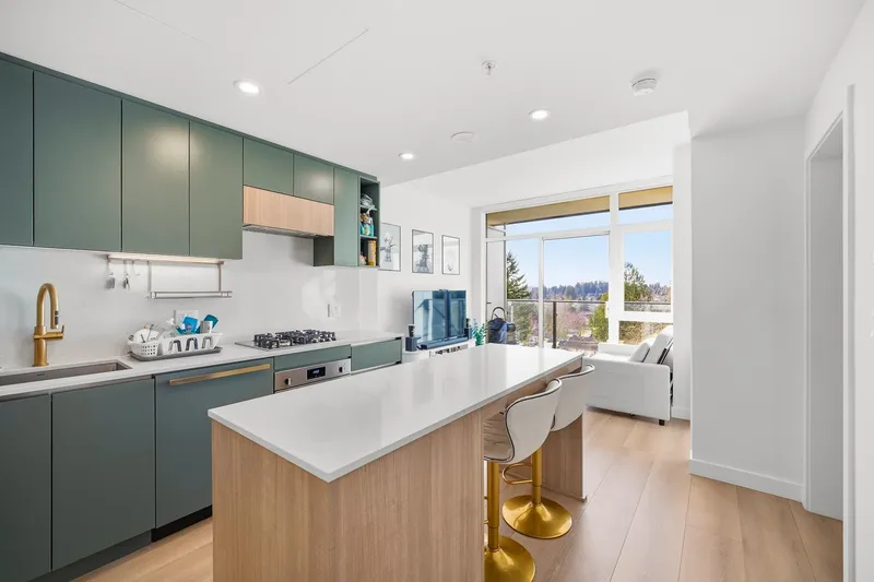 607 13573 98A AVENUE - photo 1 of 25