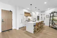 301 20416 PARK AVENUE - thumbnail 8