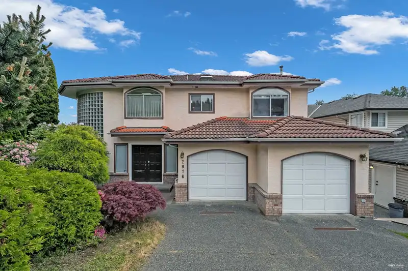 2976 CHRISTINA PLACE - photo 2 of 40