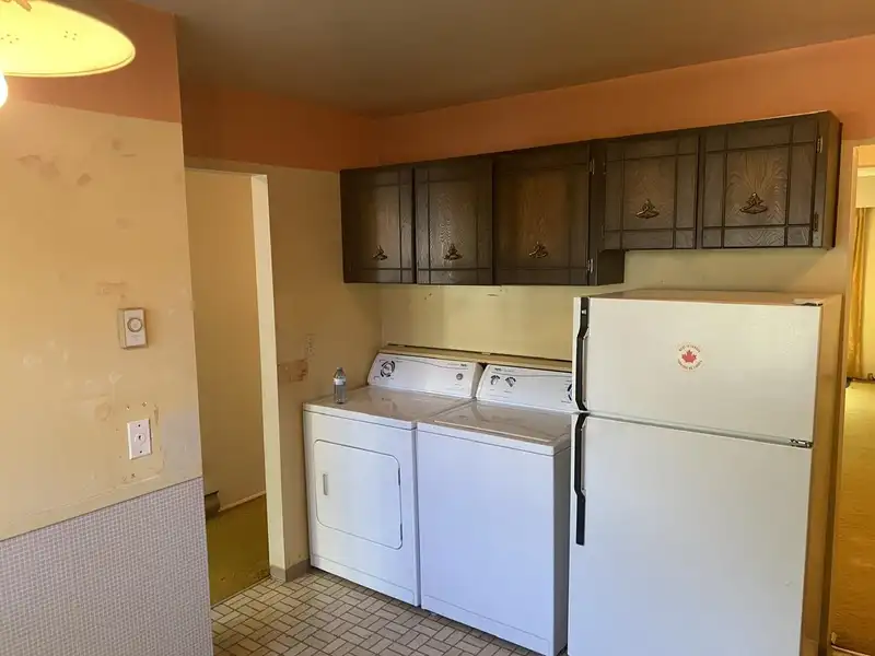 28 8451 RYAN ROAD - photo 3 of 13