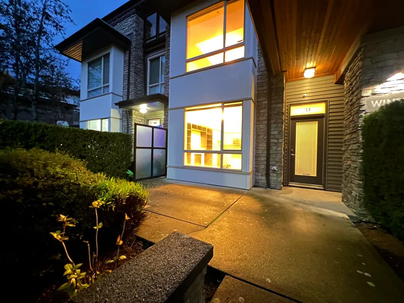 103 7478 BYRNEPARK WALK - photo 2 of 25