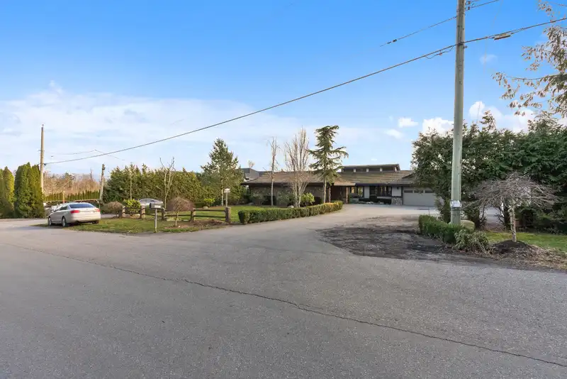 29852 MACLURE ROAD - photo 3 of 40