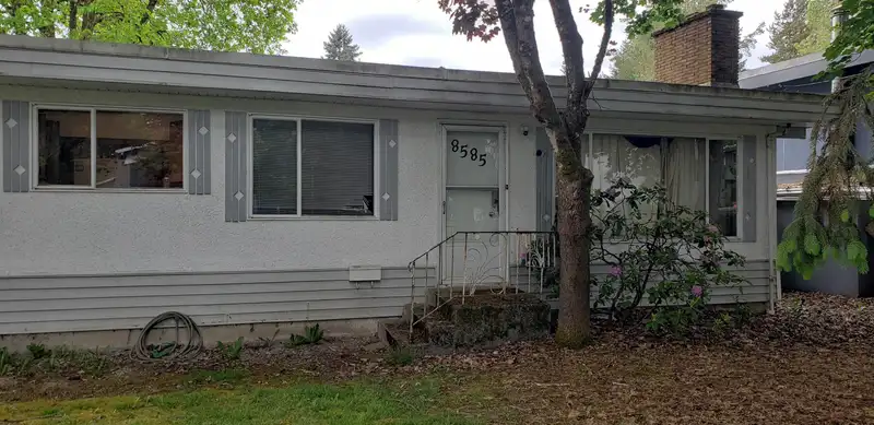 8585 144A STREET - photo 1 of 1